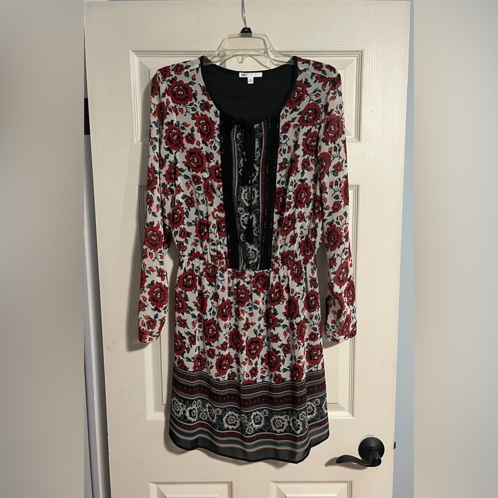 DR2 Cream and Red Floral Long Sleeve Mini Dress